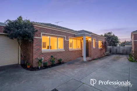 3/25 MURRAY RD, ORMOND, VIC 3204