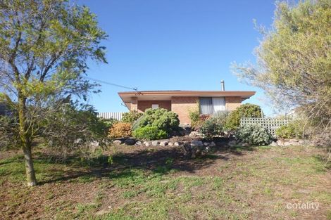 6 Daphne St, Castletown, WA 6450