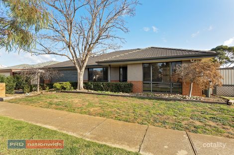 Property photo of 21 Kasem Drive Werribee VIC 3030