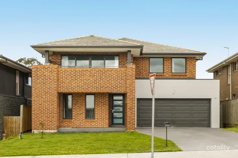 2 Binshaw Cres, Menangle Park, NSW 2563