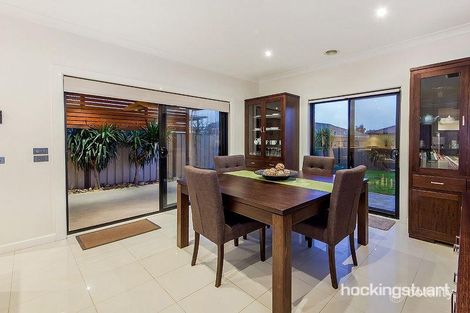 Property photo of 5 Barton Road Burnside Heights VIC 3023