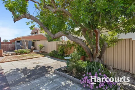 Property photo of 31 View Terrace Quinns Rocks WA 6030