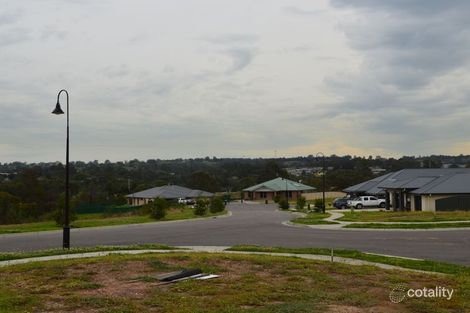 4 Pepper Cl, Hunterview, NSW 2330