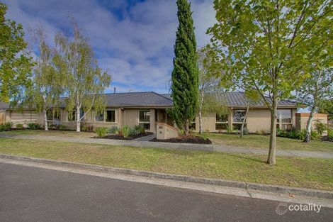 8 Pitfield Cres, Rowville, VIC 3178