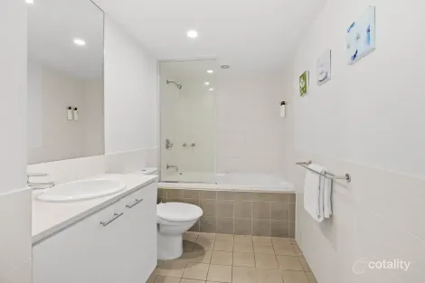Property photo of 2322/33 T E Peters Drive Broadbeach Waters QLD 4218
