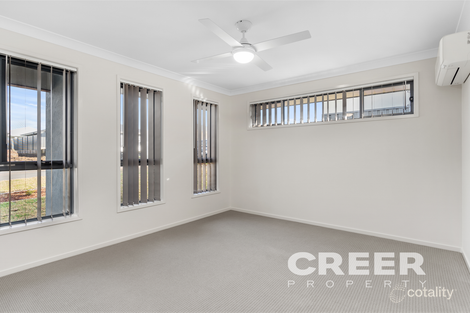 Property photo of 4 Royston Circuit Farley NSW 2320