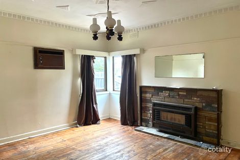 14 Boldrewood Pde, Reservoir, VIC 3073