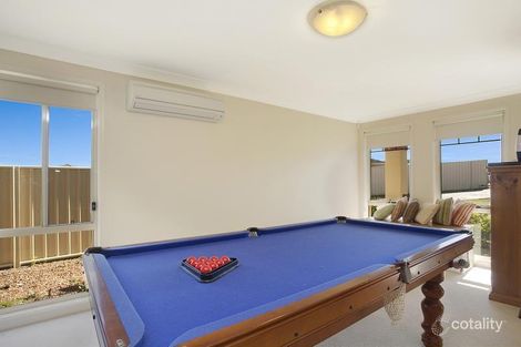 Property photo of 28 Golden Wattle Crescent Thornton NSW 2322