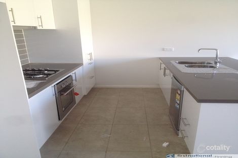 Property photo of 4/14-15 Hazelmere Avenue Cranbourne West VIC 3977