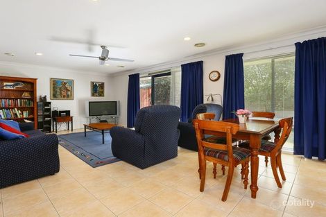 Property photo of 38 Fieldstone Boulevard Beaconsfield VIC 3807