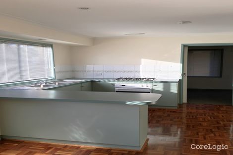 Property photo of 1 Cumberland Way Endeavour Hills VIC 3802