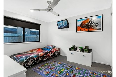 Property photo of 12 Singleton Place Carseldine QLD 4034