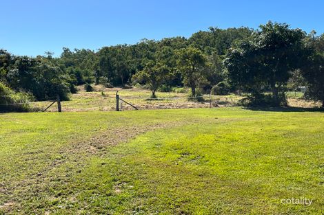 9 Shackleton Rd, Oakenden, QLD 4741