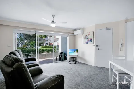 Property photo of 40/36 Australia Avenue Broadbeach QLD 4218
