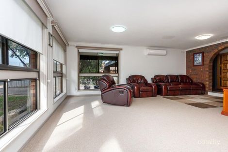 Property photo of 30 Coverdale Drive Sale VIC 3850