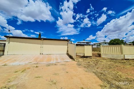72 West St, Menzies, QLD 4825