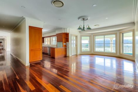 Property photo of 2075 Roghan Road Bridgeman Downs QLD 4035