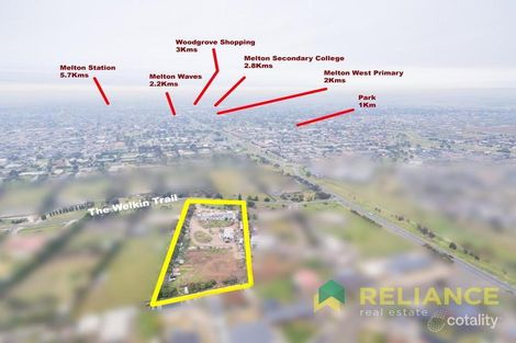 Property photo of 3 The Welkin Trail Kurunjang VIC 3337