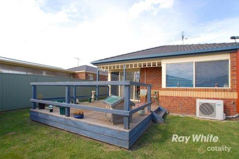 Property photo of 6 Woodchase Court Cranbourne East VIC 3977