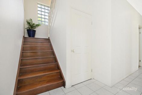 Property photo of 161 Wynnum Esplanade Wynnum QLD 4178