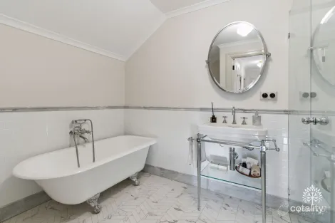 Property photo of 58 Davies Crescent Gooseberry Hill WA 6076