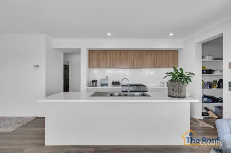 Property photo of 59 Gansha Street Weir Views VIC 3338