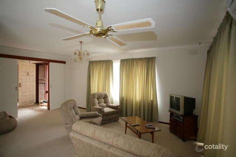 Property photo of 47 Swan Street Werribee VIC 3030