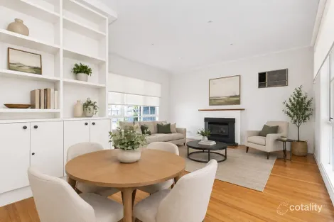 1/2 Sunburst St, Oakleigh East, VIC 3166