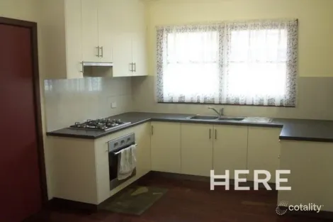 14 Maurice St, Embleton, WA 6062