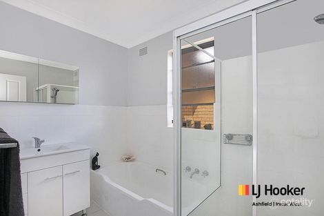 Property photo of 17/11-13 Jeffrey Street Canterbury NSW 2193