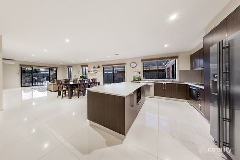 Property photo of 3 Flash Dan Drive Cranbourne East VIC 3977