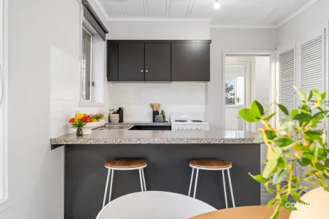 Property photo of 11 Huntington Street Wendouree VIC 3355