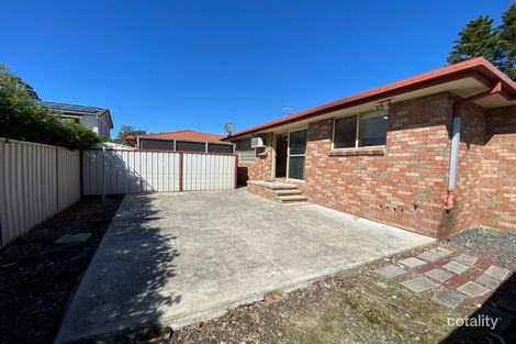 Property photo of 35A St James Avenue Berkeley Vale NSW 2261