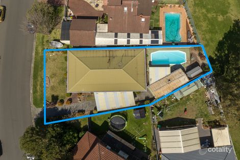 Property photo of 22 Carbeen Crescent Cordeaux Heights NSW 2526