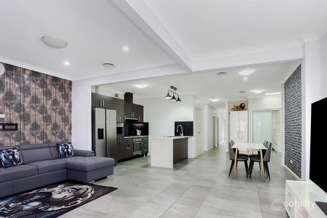 38 Waring Cres, Plumpton, NSW 2761