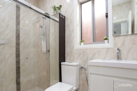 Property photo of 38 Waring Crescent Plumpton NSW 2761