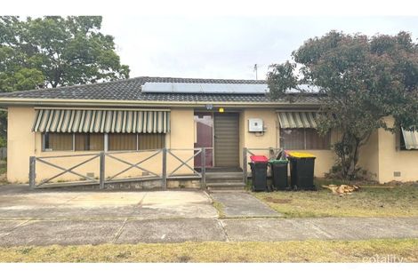 13 First Ave, Melton South, VIC 3338