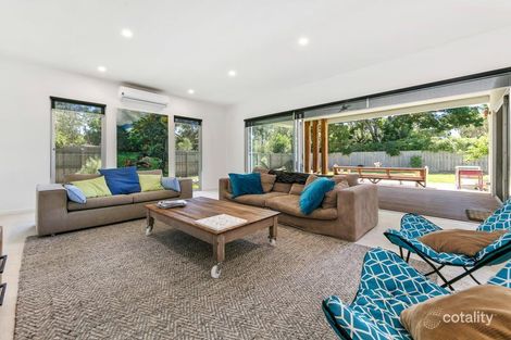 Property photo of 14 Renown Road Balnarring VIC 3926