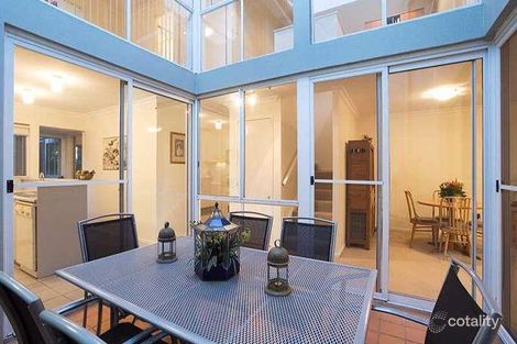 Property photo of 3/17 Armadale Street St Lucia QLD 4067