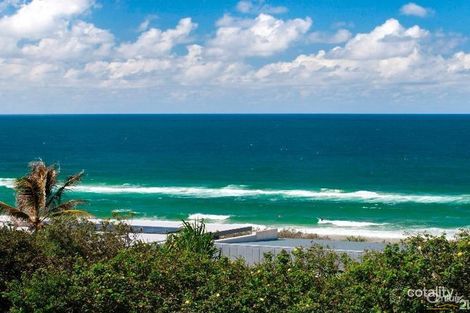 Property photo of 28 Corsair Crescent Sunrise Beach QLD 4567