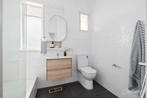 Property photo of 9 Exley Road Hampton East VIC 3188