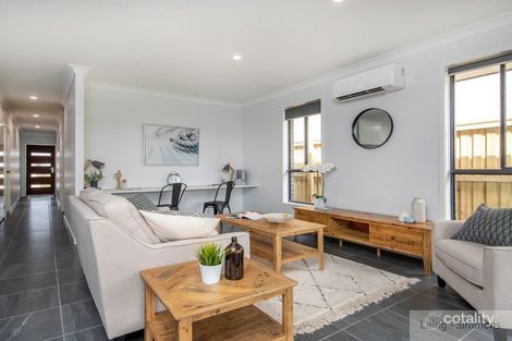 Property photo of 10A Flavum Street Fletcher NSW 2287