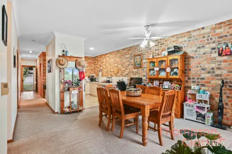 Property photo of 8A Baker Drive Tenambit NSW 2323