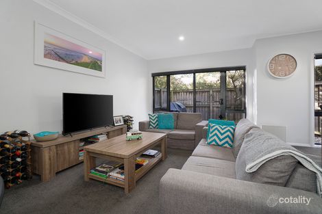 Property photo of 28 Kestrel Circuit Shortland NSW 2307