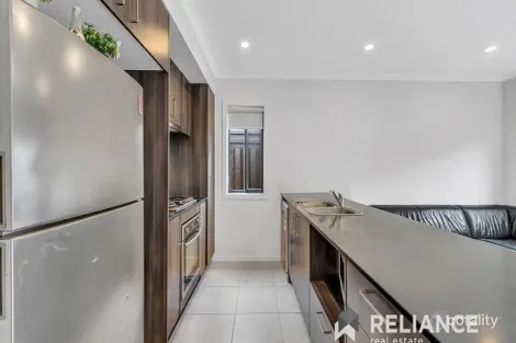Property photo of 40 Wagner Drive Werribee VIC 3030