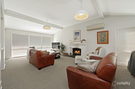 Property photo of 4 Farmillo Court Lysterfield VIC 3156