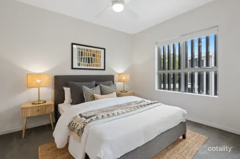 Property photo of 54/30 Careel Close Helensvale QLD 4212