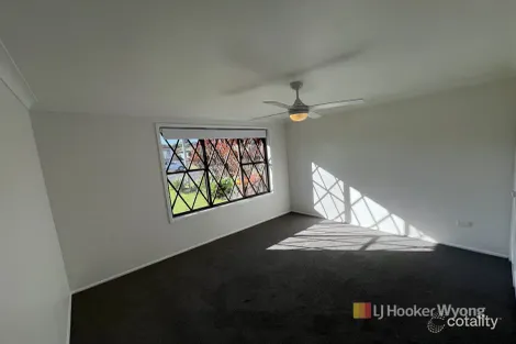 Property photo of 5 Edward Street Budgewoi NSW 2262