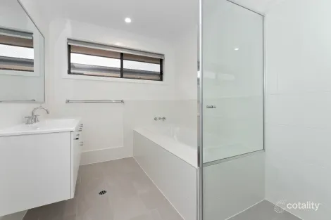 Property photo of 3 Assay Street Boolaroo NSW 2284