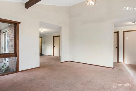 Property photo of 2 Solway Close Ferntree Gully VIC 3156